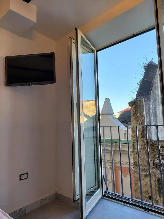 Apartment Giovhome Neapel